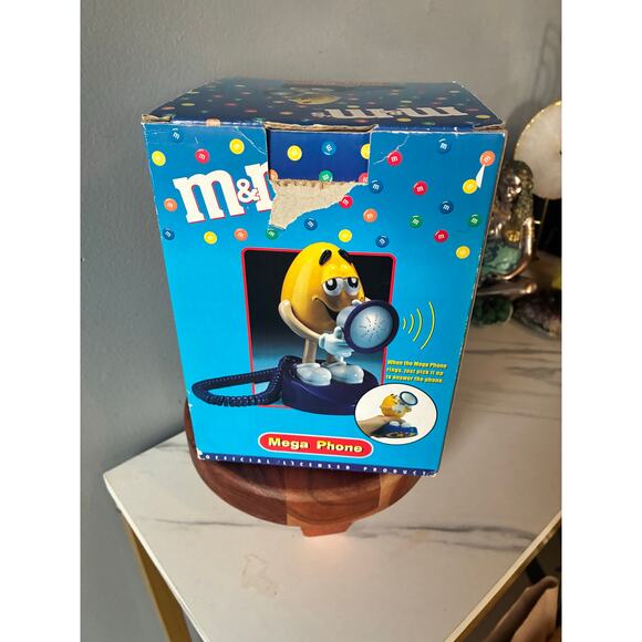M&M’s Yellow Character Telephone Mega Phone w/ Box Works Novelty Candy Display - Picture 8 of 11